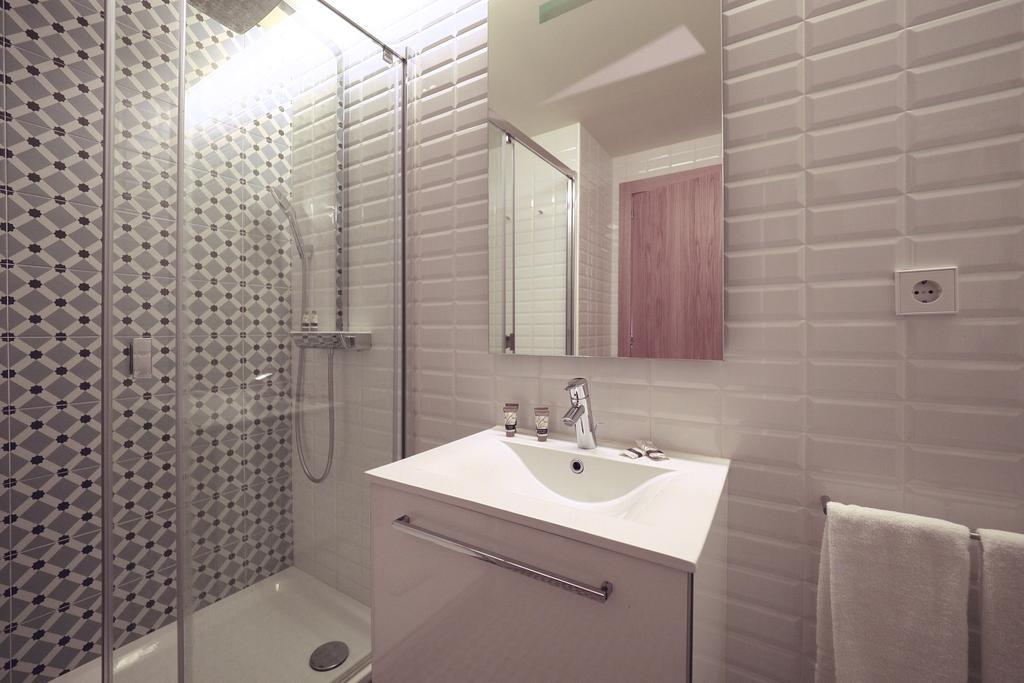 Uma Suites Pau Claris บาร์เซโลนา ภายนอก รูปภาพ